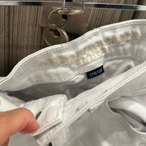 White ripped denim skirt - Picture 3 of 4